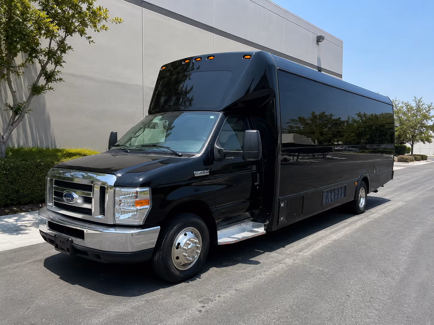 Boulder boulder bachelor bachelorette party bus rental party bus exterior