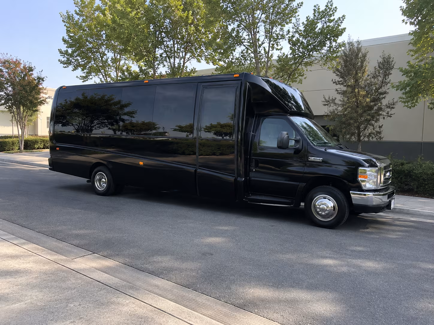 Boulder boulder winery tour pub crawl party bus rental party bus exterior